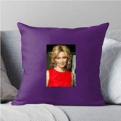 Elizabeth Banks is also a director and producer Elizabeth Banks Pillows Cover