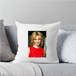 Elizabeth Banks is also a director and producer Elizabeth Banks Pillows Cover