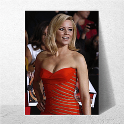 Elizabeth Banks played Effie Trinket in the films Elizabeth Banks Posters