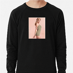 Elizabeth Banks is known for her role in The Hunger Games Elizabeth Banks Sweatshirts