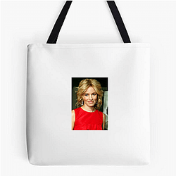 Elizabeth Banks is also a director and producer Elizabeth Banks Bags