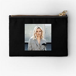 Elizabeth Banks is an American actress Elizabeth Banks Zipper Pouches