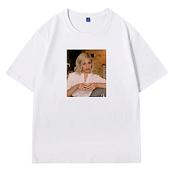 Elizabeth Banks directed the movie Pitch Perfect 2 Elizabeth Banks T-Shirts