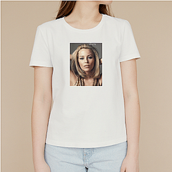 Elizabeth Banks is a versatile talent Elizabeth Banks T-Shirts