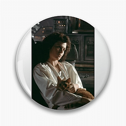 Ellen Ripley is a powerful female action hero Ellen Ripley Pins