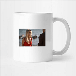 Dramatic Edge Emily Alyn Lind Mugs