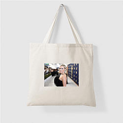 Red Carpet Queen Emily Osment Bags