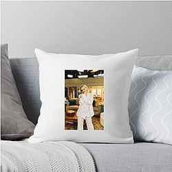 Hollywood Starlet Emily Osment Pillows Cover