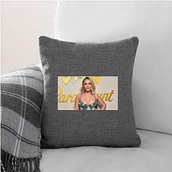 Screen Siren Emily Osment Pillows Cover