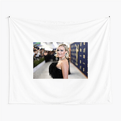 Red Carpet Queen Emily Osment Tapestries