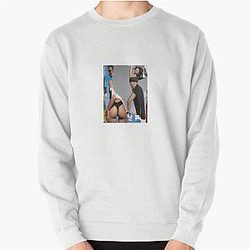 Emily Ratajkowski nude model sweatshirt