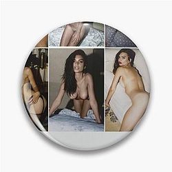 Emily Ratajkowski nude model pin