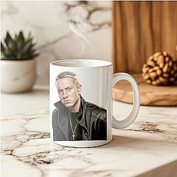 Eminem LA 2001 - Legendary American rapper and songwriter Eminem Mugs