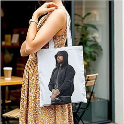 Eminem LA 2001 - Academy Award and multi Grammy winner Eminem Bags