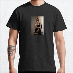 Emma Roberts has a versatile acting career Emma Roberts T-Shirts