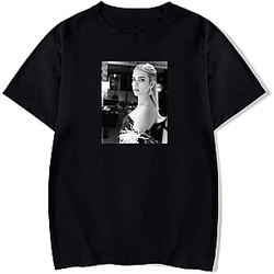 Emma Roberts' aunt is actress Julia Roberts Emma Roberts T-Shirts