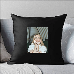 Emma Roberts is the daughter of actor Eric Roberts Emma Roberts Pillows Cover