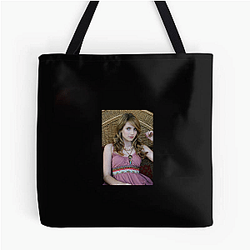 Emma Roberts is known for her roles in American Horror Story Emma Roberts Bags