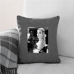 Emma Roberts' aunt is actress Julia Roberts Emma Roberts Pillows Cover