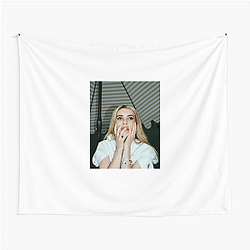 Emma Roberts is the daughter of actor Eric Roberts Emma Roberts Tapestries