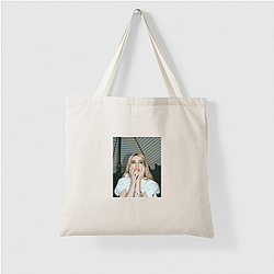 Emma Roberts is the daughter of actor Eric Roberts Emma Roberts Bags