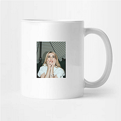 Emma Roberts is the daughter of actor Eric Roberts Emma Roberts Mugs