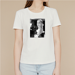 Emma Roberts' aunt is actress Julia Roberts Emma Roberts T-Shirts