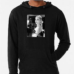 Emma Roberts' aunt is actress Julia Roberts Emma Roberts Hoodies