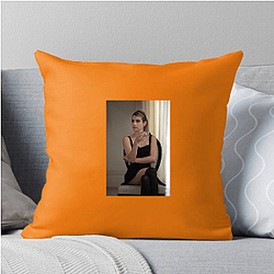 Emma Roberts has a versatile acting career Emma Roberts Pillows Cover