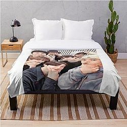 Enhypen Blanket - Group Photo 6 Throw Blanket RB3107