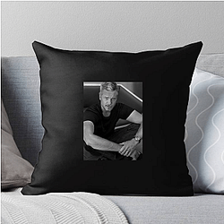 Eric Dane played the character Dr Mark Sloan Eric Dane Pillows Cover