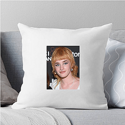 Emerging Talent Esther Mcgregor Pillows Cover