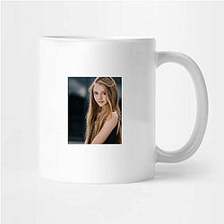 Style Icon Evie Templeton Mugs