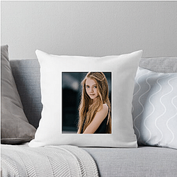 Style Icon Evie Templeton Pillows Cover