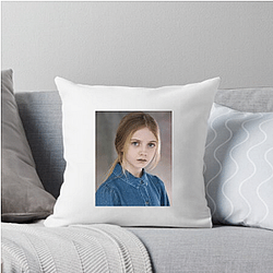 Academy Award Winner Evie Templeton Pillows Cover