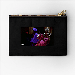 Eyes Wide Shut is based on a 1926 novella Eyes Wide Shut Zipper Pouches