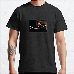 Eyes Wide Shut follows a doctor on a night of discovery Eyes Wide Shut T-Shirts