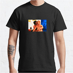Eyes Wide Shut is known for its surreal imagery Eyes Wide Shut T-Shirts
