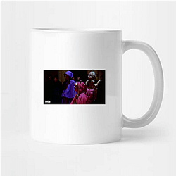 Eyes Wide Shut is based on a 1926 novella Eyes Wide Shut Mugs