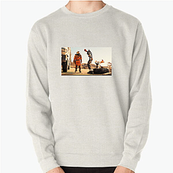 Emotional Quest Finch Sweatshirts