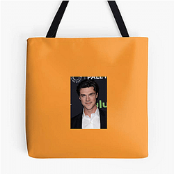 Finn Wittrock also appeared in the film The Big Short Finn Wittrock Bags
