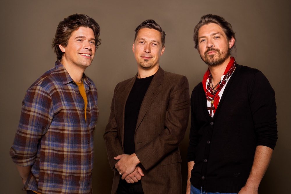 Hansons Ability to Reinvent Themselves in the Music Industry