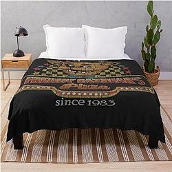Five Nights at Freddy's Blanket - Freddy Fazbear`s Pizza Throw Blanket