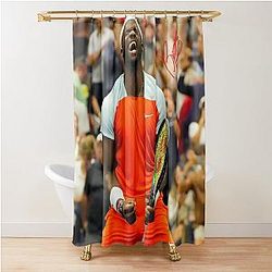 Frances Tiafoe Gives Shower Curtain
