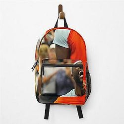 Frances Tiafoe gifts a backpack