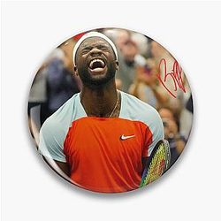 Frances Tiafoe gifts a Pin
