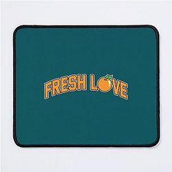 fresh love    Mouse Pad