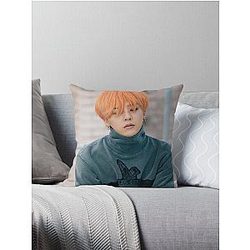 G-Dragon let's not fall in love Throw Pillow
