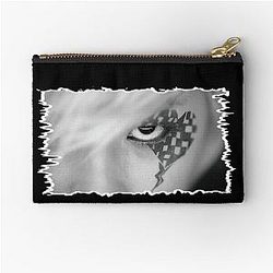 G-Dragon Heartbreaker Pouch.