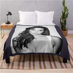Movie Gal Gadot Throw Blanket